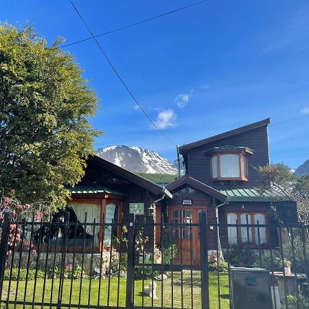 Bed and Breakfast Ulen Ushuaia Exterior foto